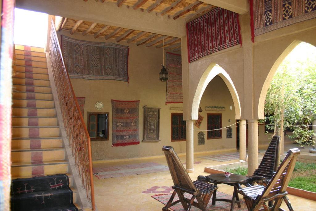 Maison *